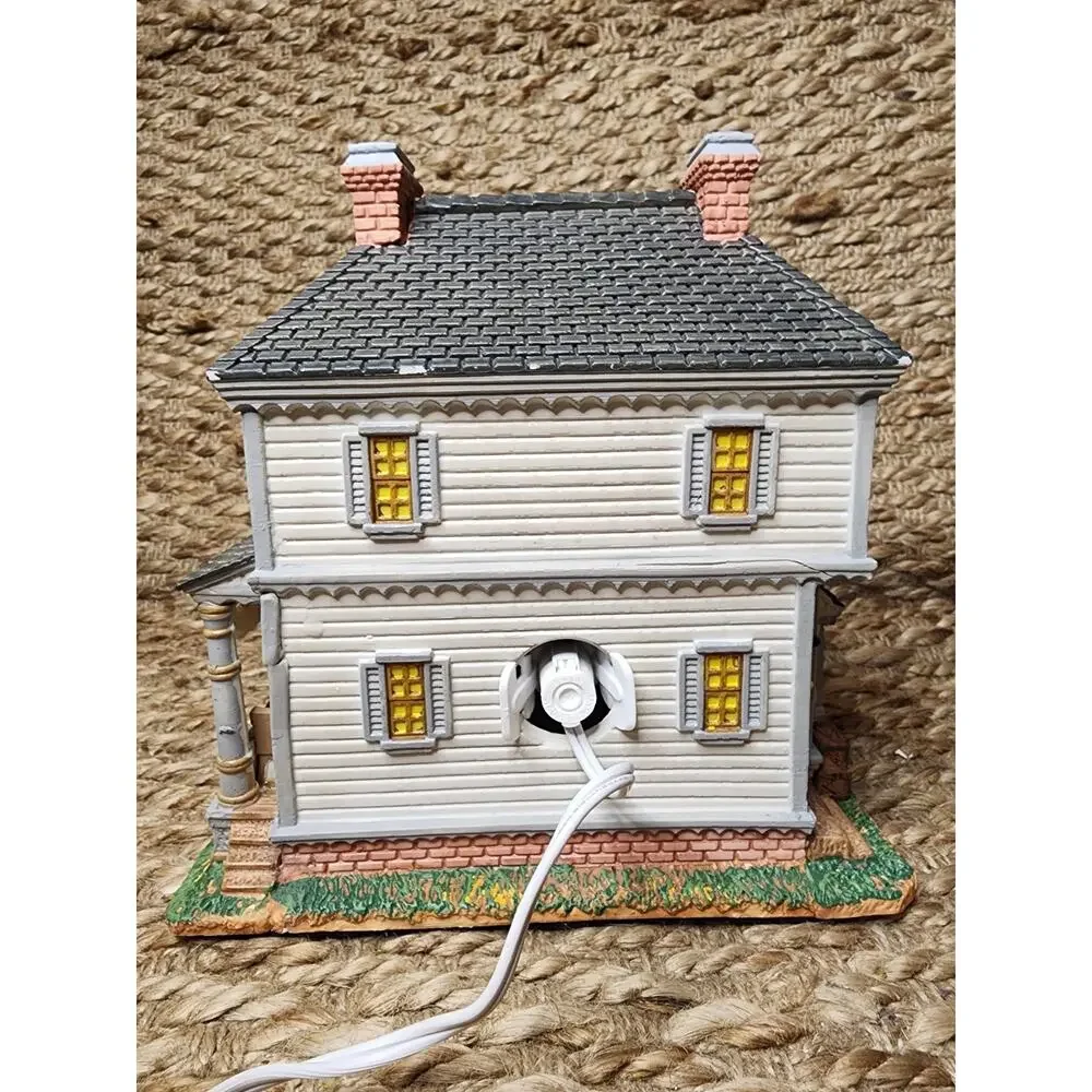 Lemax Carole Towne Collection Savannah Bed & Breakfast Christmas Village Lighted